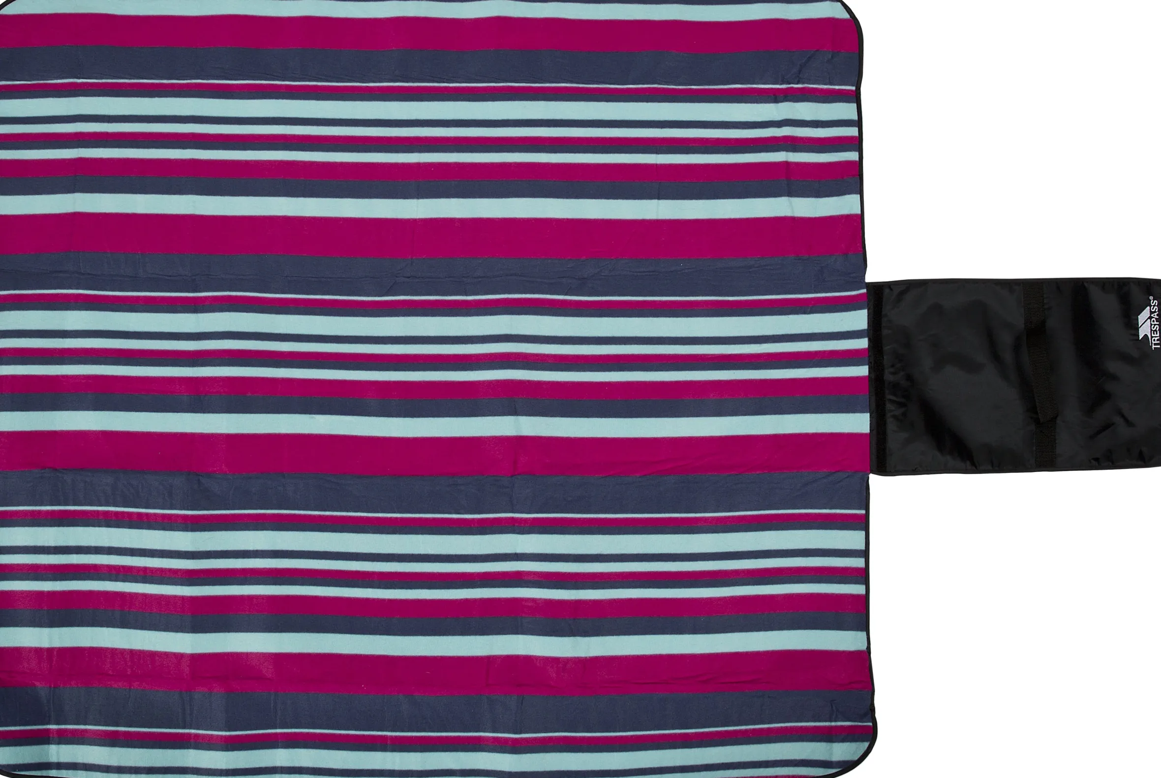 Trespass Waterproof Blanket 135 x 120cm